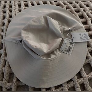 Lululemon Athletica Beige Cinchable Hat